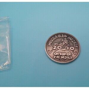 WDCC Mickey Mouse On Top Of The World/Brave Little Tailor Coin Millennium 2000